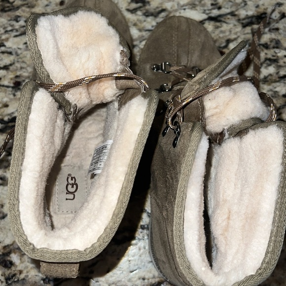 UGG Chestnut Birch Waterproof Lace-up Winter Bootie Sz 6 - Picture 10 of 13